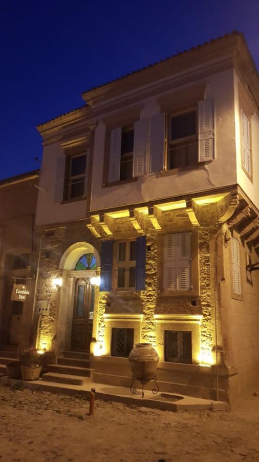 坤阿达酒店 Ayvalı 外观 照片